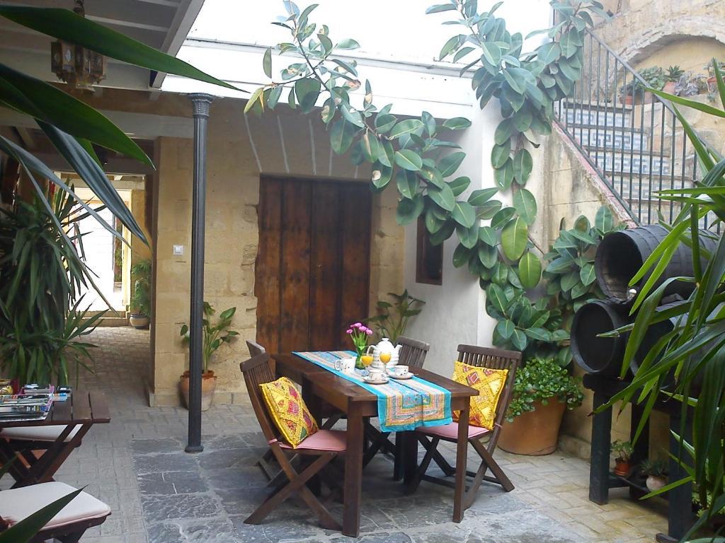 Apartamentos El Patio Andaluz Χέρεζ Εξωτερικό φωτογραφία