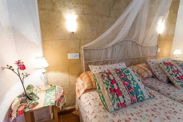 Apartamentos El Patio Andaluz Χέρεζ Δωμάτιο φωτογραφία